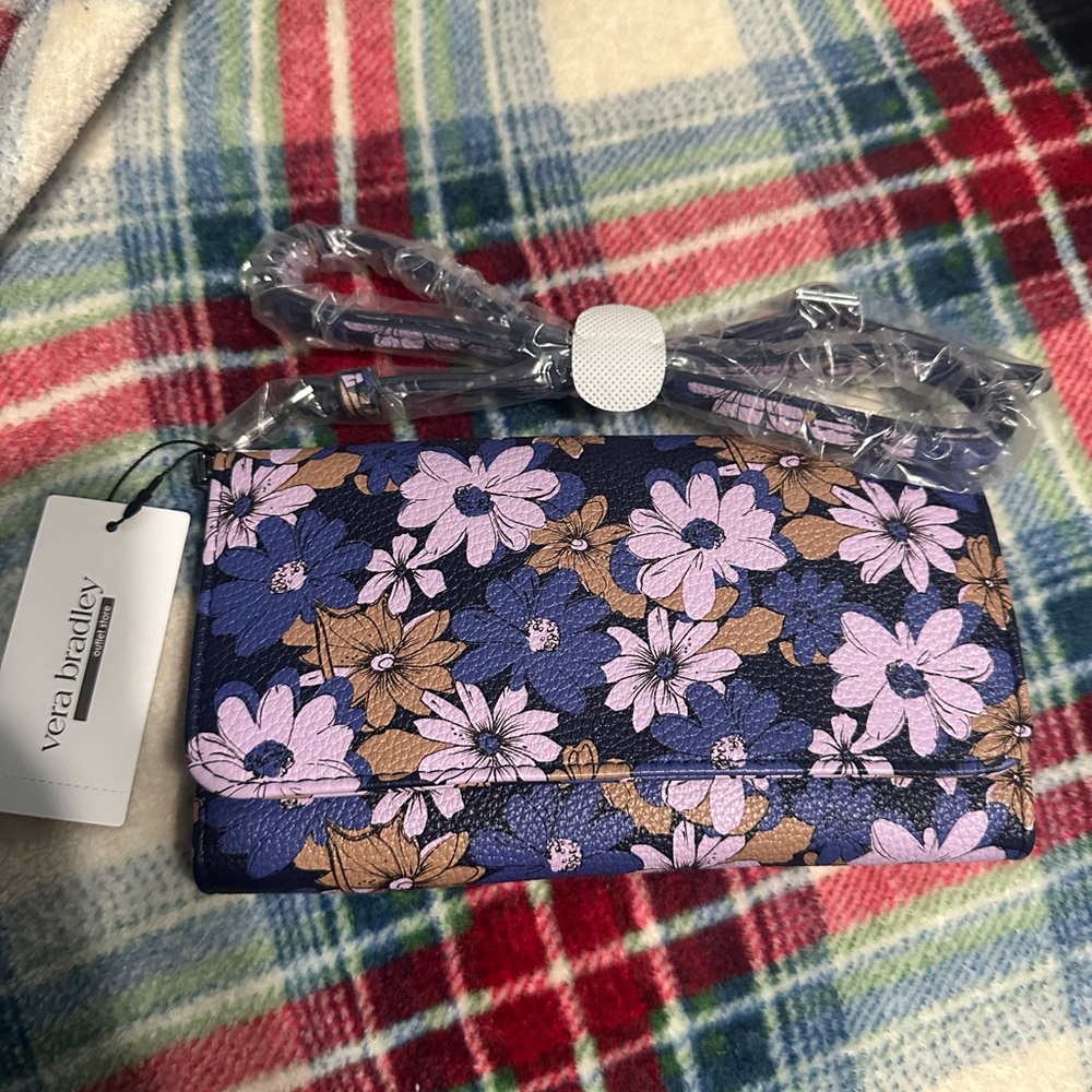 Vera Bradley outlet crossbody wallet NWT